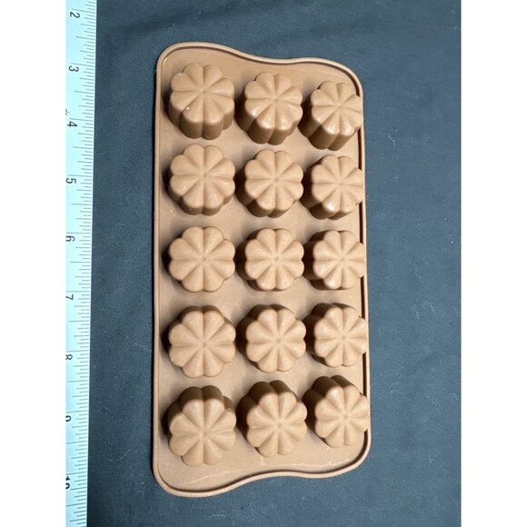 Silicone Baking Molds Set For Cupcakes Chocolates & Ice Cubes With e-book Recipe - Picture 16 of 16